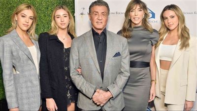 أتمنى أن تصبح بناتي عوانس.. هذا ما يتمناه سيلفستر ستالون لبناته الثلاث