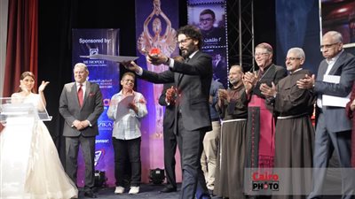 خالد النبوي بعد حصوله على جائزة أفضل ممثل في مهرجان المركز الكاثوليكي: الدين والفن ثقافة