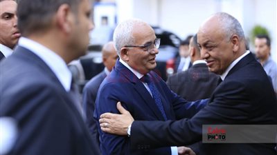 وزير التربية والتعليم والخطيب يشاركان في عزاء النائب محمود بكري