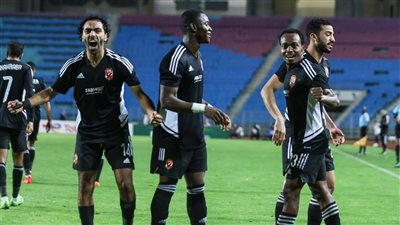 الأهلي تأهل بالحظ.. انتفاضة حمراء بعد خماسية صن داونز ونزهة في رادس