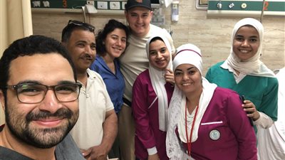 الرعاية الصحية: سائح أمريكي يشيد بالخدمات المقدمة بمستشفيات التأمين الشامل بالأقصر