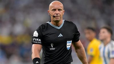 البولندي مارسينياك يدير مباراة مانشستر سيتي وفلومينينسي في نهائي كأس العالم للأندية