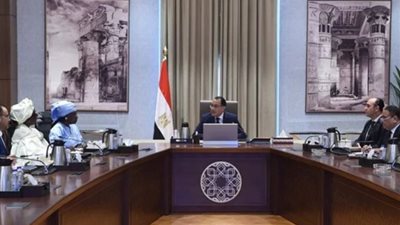 رئيس الوزراء: إعداد مجموعة من المؤشرات الوطنية لقياس أداء المؤسسات الحكومية في مكافحة الفساد