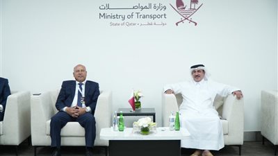 وزير النقل يلتقي نظيره القطري لبحث سبل التعاون في مجالات مختلفة
