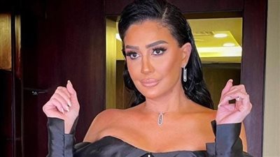 غادة عبد الرازق: عمري ما أحقن فيلر.. الكمال لله وحده