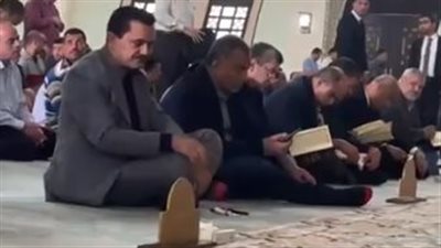 وصول جثمان شقيق محمد أبو العينين لمسجد الشرطة.. وأحمد موسى ومصطفى بكري أول الحضور | بث مباشر