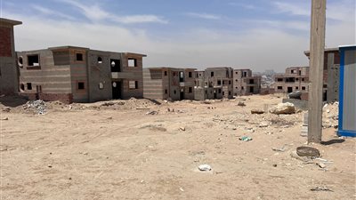 سحب 22 فدانًا مملوكة للمجموعة العربية للاستثمار في 6 أكتوبر بمنشآتها | صور