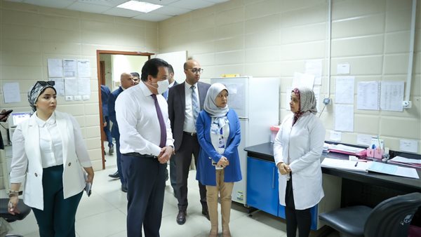وزير الصحة يتفقد