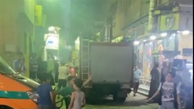 الحماية المدنية تسيطر على حريق اندلع داخل عقار سكني بالجيزة | بث مباشر 