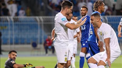 نتيجة مباراة الهلال والاتحاد في الدوي السعودي.. العميد يتقدم بثنائية في الشوط الأول