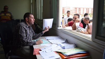 مستقبلنا بيضيع | طالب عائد من السودان يستغيث لرفضه في جامعة بني سويف الأهلية بعد دفع القسط.. والجامعة ترد