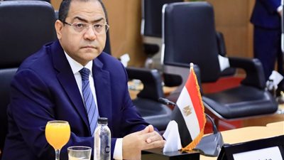 قرار رئيس الوزراء بنقل 1302 موظف منتدب للجهات المنتدبين إليها.. والاستعلام عن الأسماء متاح إلكترونيا