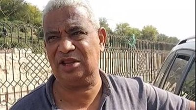 قصة كفاح محامٍ يعمل بائع خضروات إندونيسية: شغال بقالي 20 سنة بستورد بذور وأزرعها | بث مباشر 