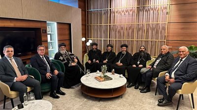 للمتابعة الصحية الدورية.. البابا تواضروس يصل إلى النمسا بعد انتهاء جولته الرعوية بإيطاليا