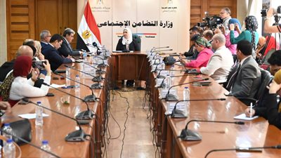 وزيرة التضامن تعلن إطلاق منصة للإقراض قريبًا