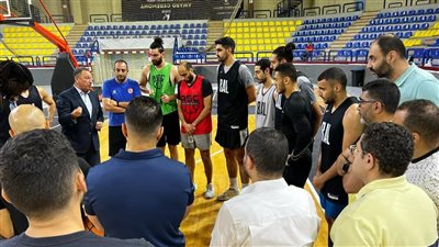 الخطيب للاعبي سلة الأهلي: ثقتي بكم كبيرة.. وننتظر نتائج تليق بالأهلي ومكانته