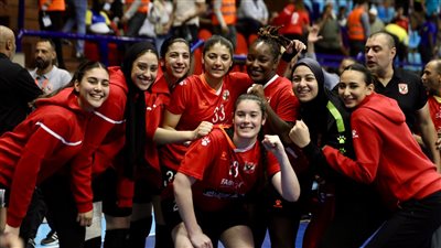 الإعلان خلال ساعات.. الأهلي يدعم فريق سيدات اليد بصفقتين استعدادًا لبطولة إفريقيا