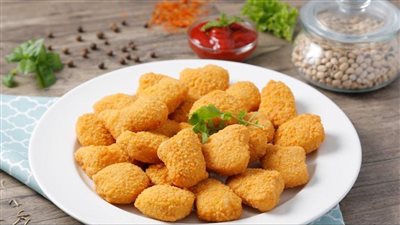 طريقة عمل ناجتس الفراخ فاطمة أبو حاتي.. خطوات سهلة 