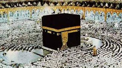 هل هناك أذكار أو صلوات أو تسابيح إذا فعلتها تغني عن الحج؟.. مستشار المفتي السابق يوضح