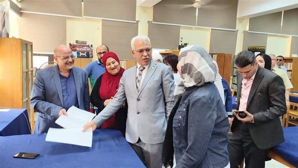 جانب من المتابعة