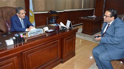 قبل ساعات من الامتحانات.. محافظ الغربية يشدد على مواجهه الغش ومنع اصطحاب المحمول داخل لجان الإعدادية