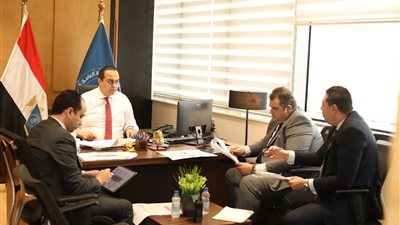 رئيس هيئة الرعاية الصحية يباشر عمله رسميًا من مقر العاصمة الإدارية الجديدة