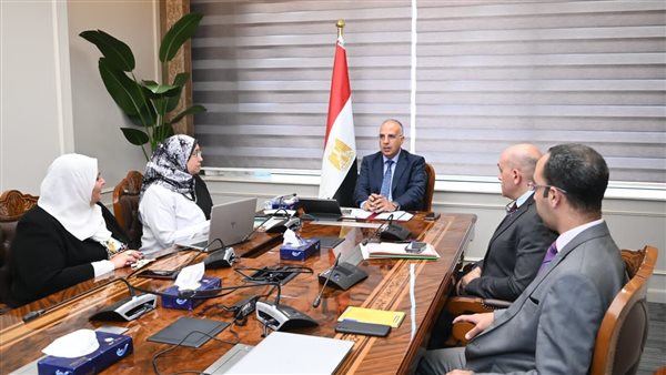 وزير الري والموارد