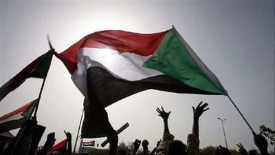 الحكومة السودانية ترحب بمخرجات قمة دول جوار السودان بالقاهرة.. وتشكر مصر والرئيس السيسي 