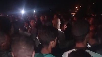 تشييع جنازة 4 أشخاص ضحايا حادث انهيار منزل بقرية الترامسة في قنا | بث مباشر