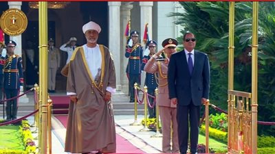 الرئيس السيسي وسلطان عمان هيثم بن طارق يؤكدان مواصلة تعزيز النمو التجاري بين البلدين