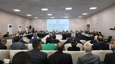 مطالبات في الحوار الوطني بالحد من تصدير المواد الخام