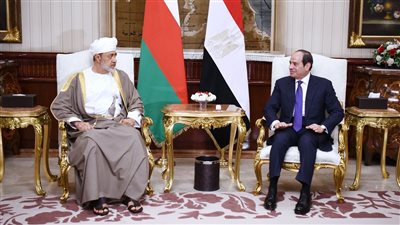 الرئيس السيسي وسلطان عمان يبحثان تطوير وتحديث الأجهزة الإدارية بالبلدين