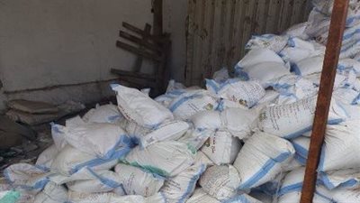 ضبط 2.5 طن ملح مجهول المصدر داخل مصانع بالعاشر من رمضان 