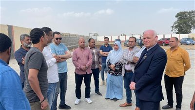 لجنة من وزارة الشباب والرياضة في القزازين لبحث أزمة الإنشاءات الجديدة