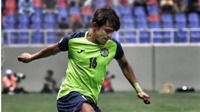 في مقدمته سموحة وإنبي.. صراع مصري للتعاقد مع العراقي مشكور كريم