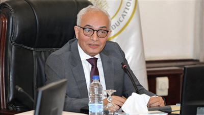 اجتماع عاجل وتوجيهات مهمة.. الساعات الأخيرة قبل امتحانات الثانوية العامة بوزارة التعليم