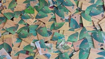 للاستيلاء على سلع مدعمة.. التموين تضبط 720 بطاقة في أسيوط
