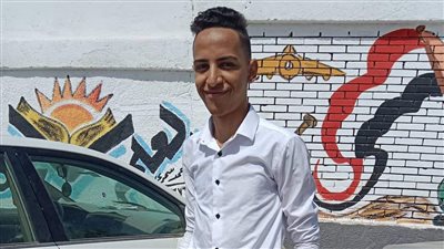 والدة طالب شبرا ضحية اعتداء زميله عليه عقب الامتحان: ابني دايمًا في حاله والمتهم تسبب في 76 غرزة بوجهه