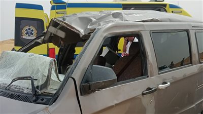 إصابة 3 أشخاص في انقلاب سيارة بـ صحراوي البحيرة