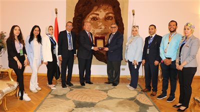 البحث العلمي من أجل غد أفضل.. جامعة مصر للعلوم والتكنولوجيا تعقد المؤتمر البحثي الطلابي الأول للنظام التكاملي 