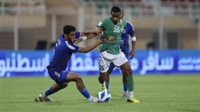 أنهى اللقاء ثم أعاده.. لقطة طريفة من حكم مباراة في الدوري العماني | فيديو