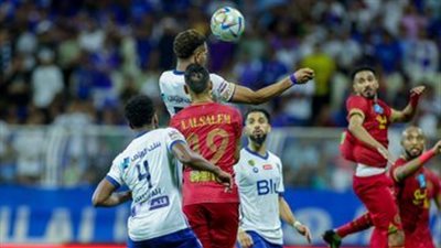 الهلال يسقط بثنائية على يد العدالة في الدوري السعودي