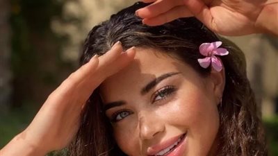 أول تعليق من يارا السكري بعد أنباء ارتباطها بتامر حسني 