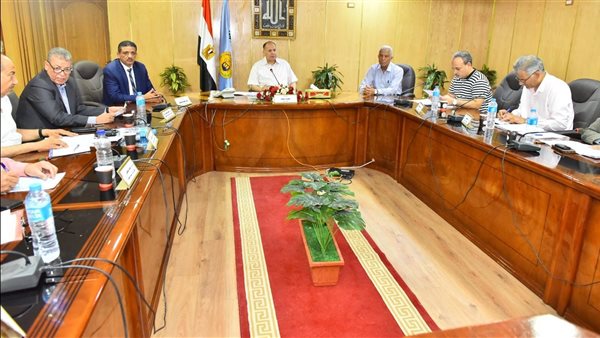 محافظ أسيوط