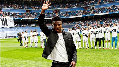 بعد دعمهم له ضد العنصرية.. رسالة فينيسوس جونيور لجماهير ريال مدريد واللاعبين