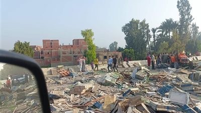 انقلاب سيارة نقل على الطريق الإقليمي بالمنوفية