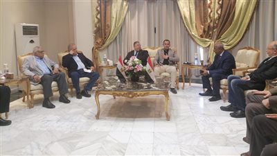 رئيس جهاز دمياط الجديدة يلتقي رئيس جمعية المستثمرين لبحث سبل دعم الصناعة والاستثمار بالمدينة