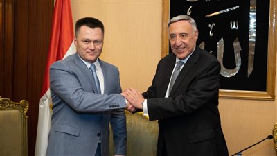 رئيس المحكمة الدستورية العليا يلتقي النائب العام الروسي