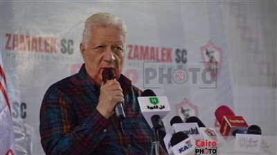 مرتضى منصور: عندما يفوز فريق اليد ينسبون الانتصار لعبقرية أحمد الأحمر وعند الخسارة يتهمون ابني بالفشل