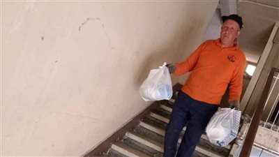 محافظ الإسكندرية: التوسع في أنظمة الجمع السكني ومن أمام الوحدات للقضاء على ظاهرة نباشي القمامة